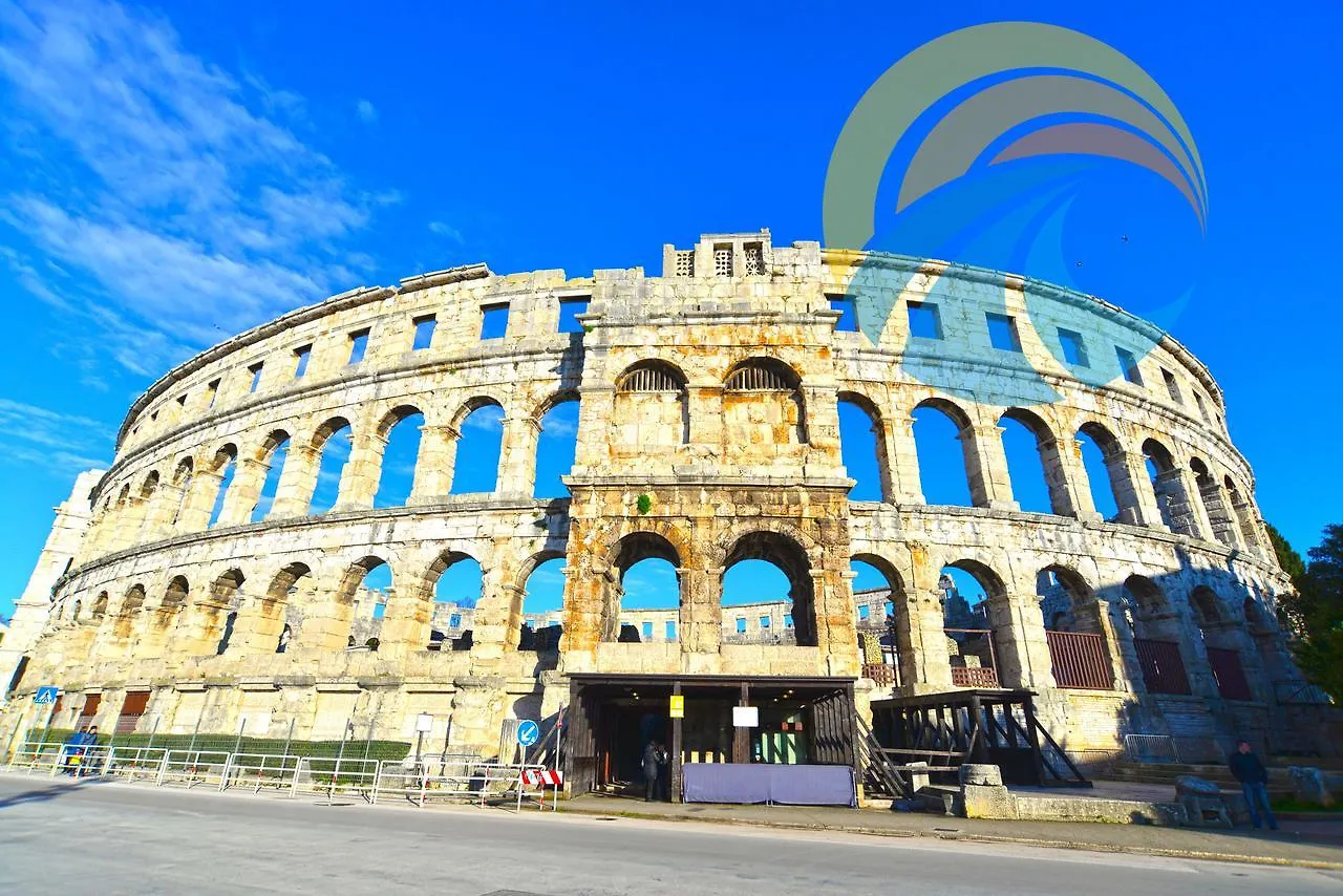 Apartment Luciano 1540 Pula 0*,